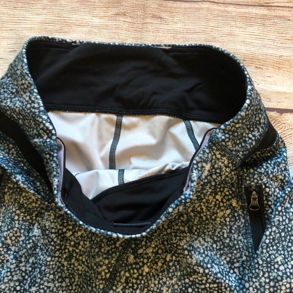 Lululemon Inspire Tight II - Pebble Print - Picture 6 of 10